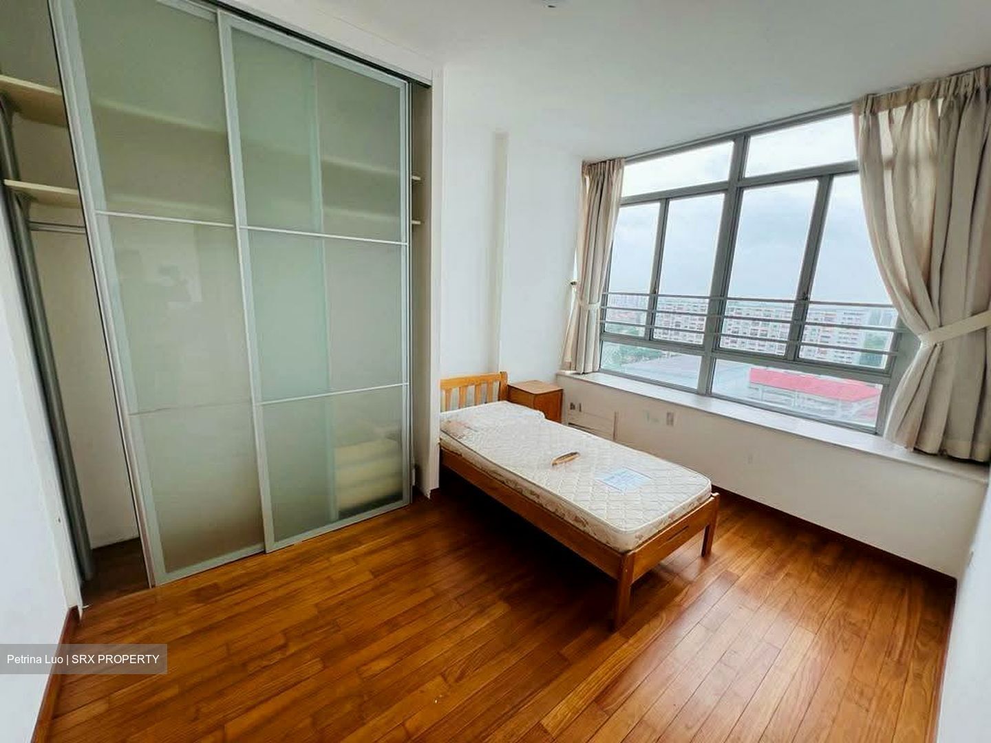 The Lakeshore (D22), Condominium #551826321